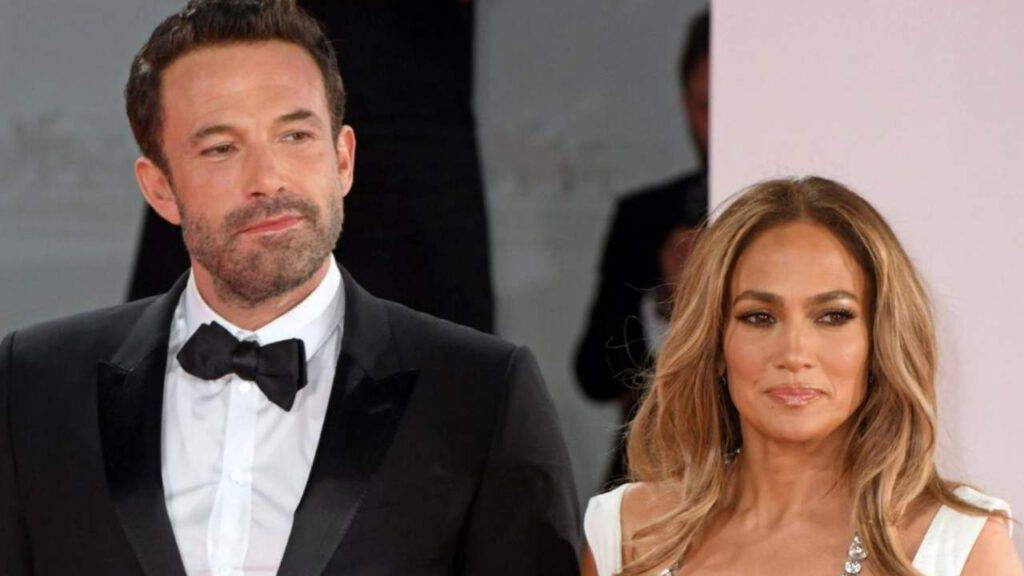Affleck e Lopez: sesso a tempo | L’accordo che svilisce il matrimonio Affleck e Lopez: sesso a tempo | L’accordo che svilisce il matrimonio