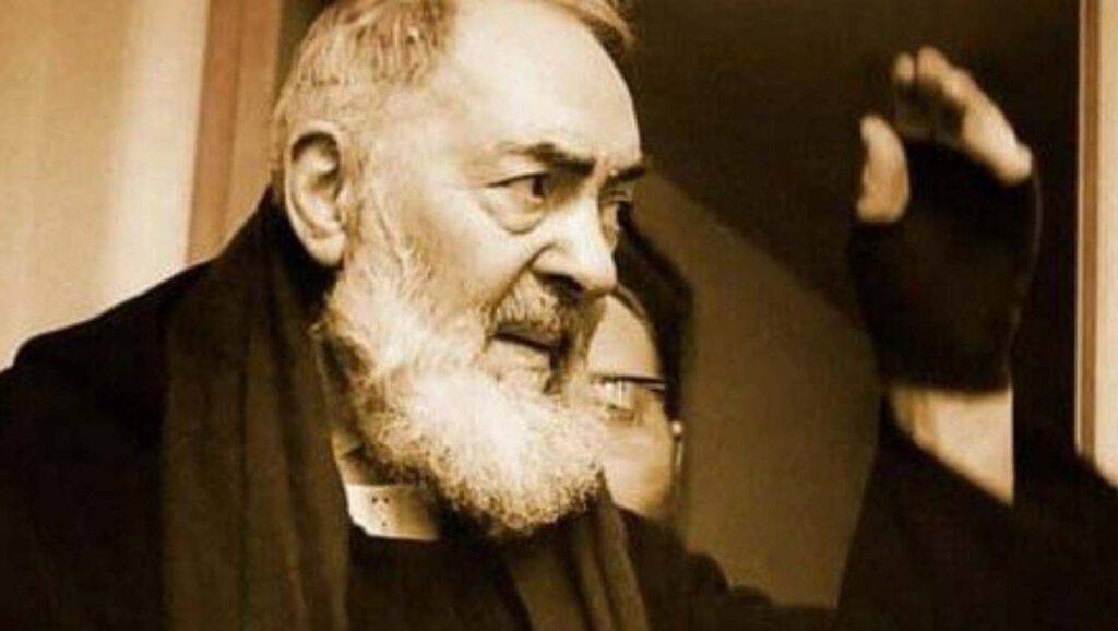 135 anni fa, nasceva il Santo più amato e potente dell’ultimo secolo 135 anni fa, nasceva il Santo più amato e potente dell’ultimo secolo