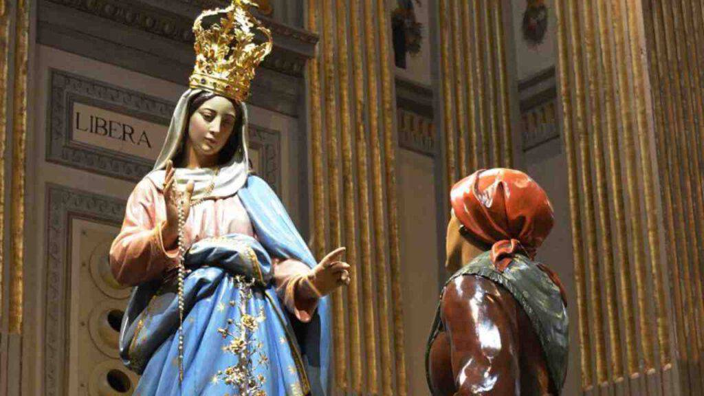 365 giorni con Maria: 26 maggio | Le affida un messaggio per porre fine alla guerra 365 giorni con Maria: 26 maggio | Le affida un messaggio per porre fine alla guerra