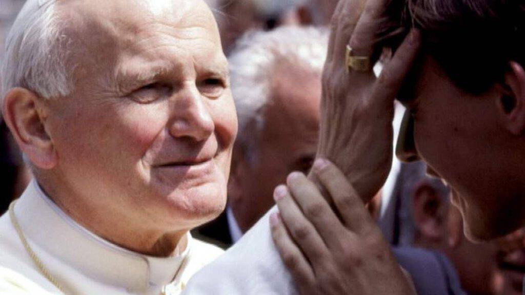 Ex Testimone di Geova racconta la sua crisi provocata da Giovanni Paolo II Ex Testimone di Geova racconta la sua crisi provocata da Giovanni Paolo II