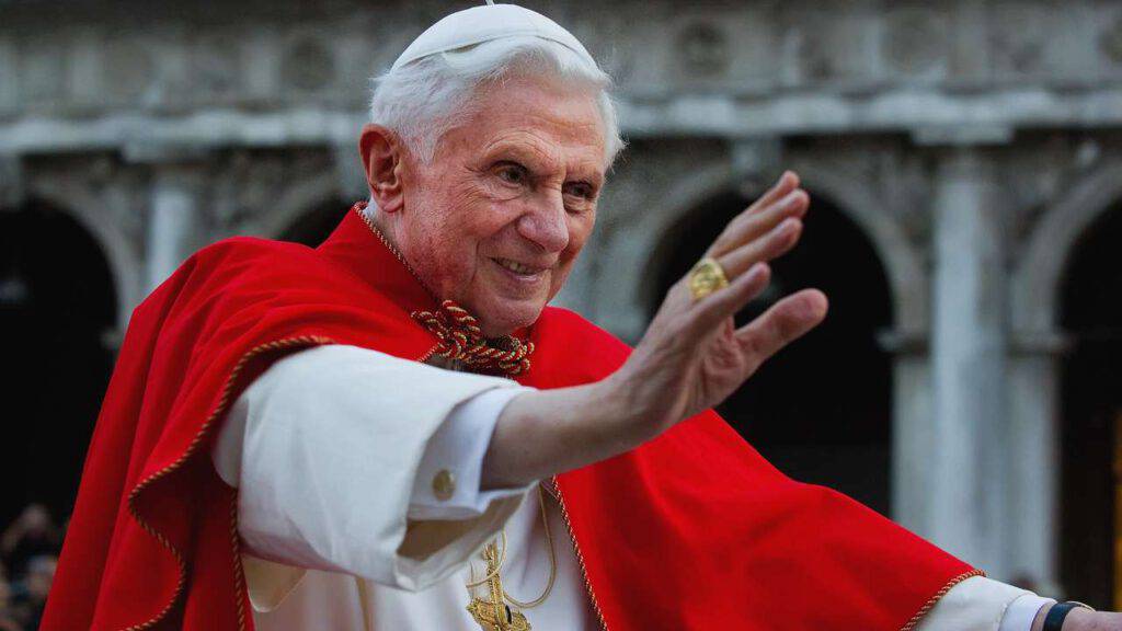 Video dello scandalo | Cosa è successo veramente tra Papa Ratzinger e i prelati? Video dello scandalo | Cosa è successo veramente tra Papa Ratzinger e i prelati?