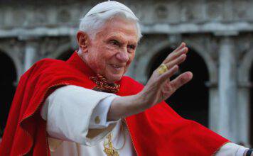 Video dello scandalo | Cosa è successo veramente tra Papa Ratzinger e i prelati?
