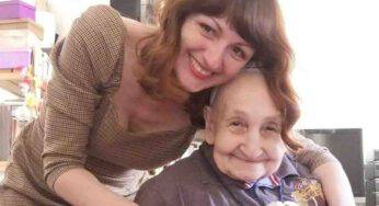 Adotta una nonna speciale di 91 anni poi scopre il suo segreto