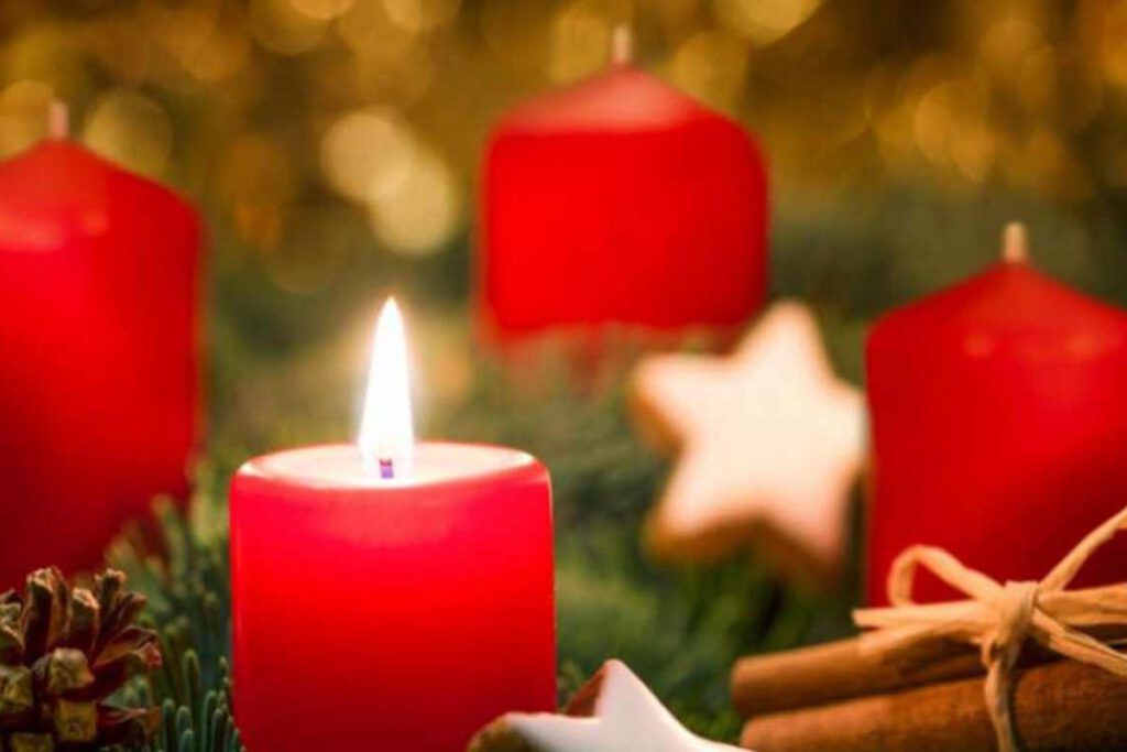 Corona di Avvento: origine e significato di uno dei simboli del Natale Corona di Avvento: origine e significato di uno dei simboli del Natale