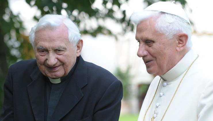Papa Ratzinger e suo fratello 