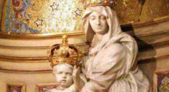 365 giorni con Maria: 3 dicembre | La chiesa in calo di fedeli si riempie all’improvviso