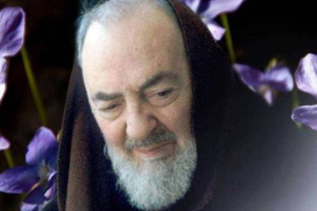 La preghiera da rivolgere a Padre Pio che ottiene miracoli