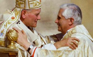 Benedetto XVI e Giovanni Paolo II: cosa univa questi due giganti apparentemente così diversi