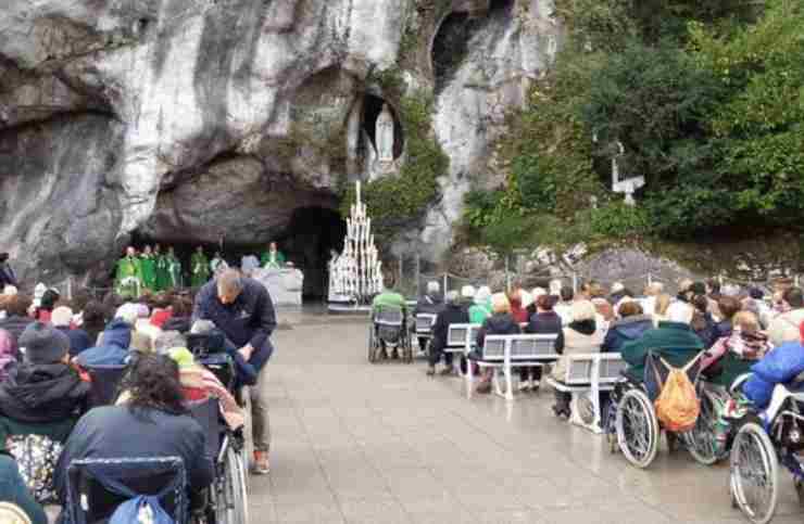 Quale elemento rende miracolosa l'acqua di Lourdes? Non tutti lo immaginano