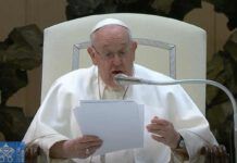 Ultima ora, papa Francesco: qual è la via per sconfiggere l'odio e la violenza?