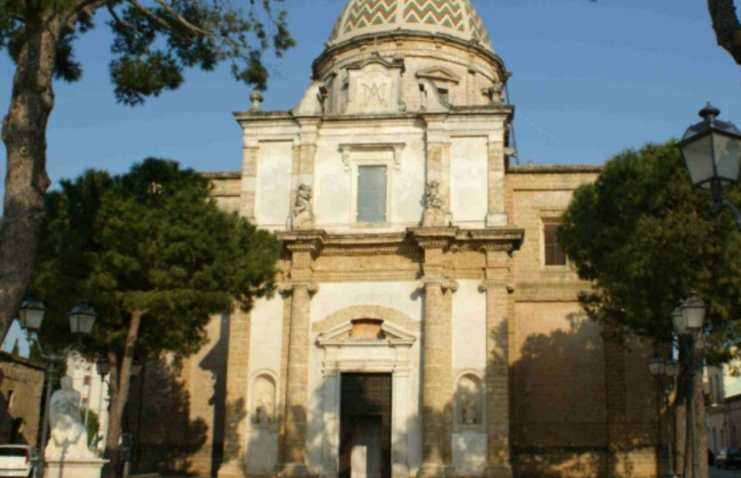 Dal viso della Madonna trasuda olio profumato