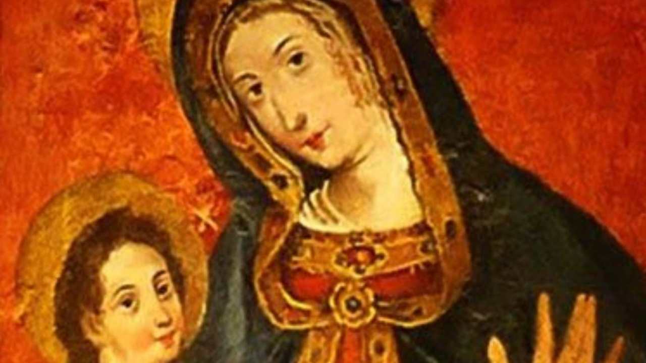  Dal viso della Madonna trasuda olio profumato
