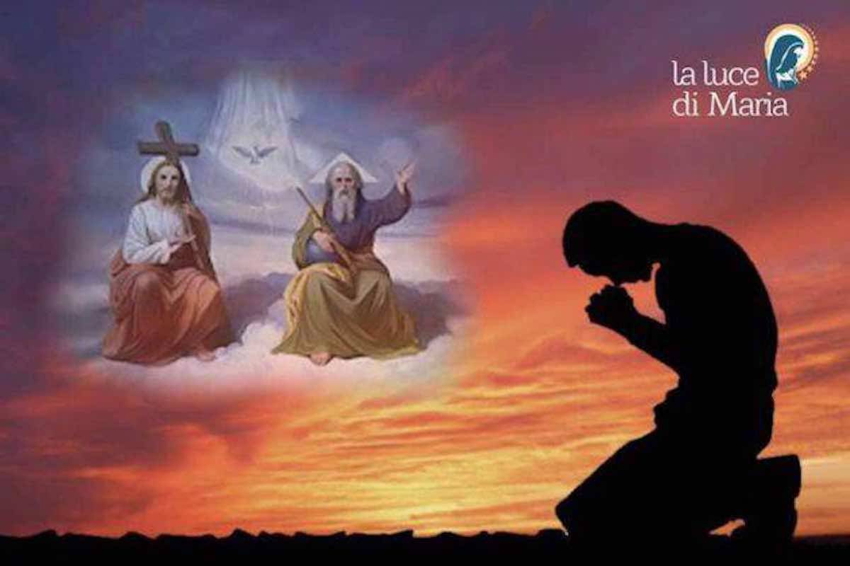 Preghiera della sera: rivolgiamoci al Padre al Figlio e allo Spirito Santo