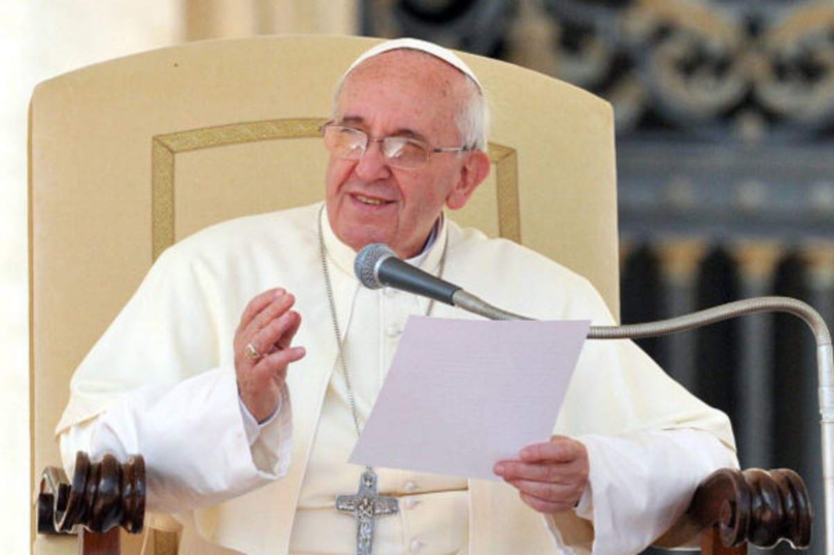 Udienza, Papa Francesco: “Gesù Crocifisso è sorgente di speranza”
