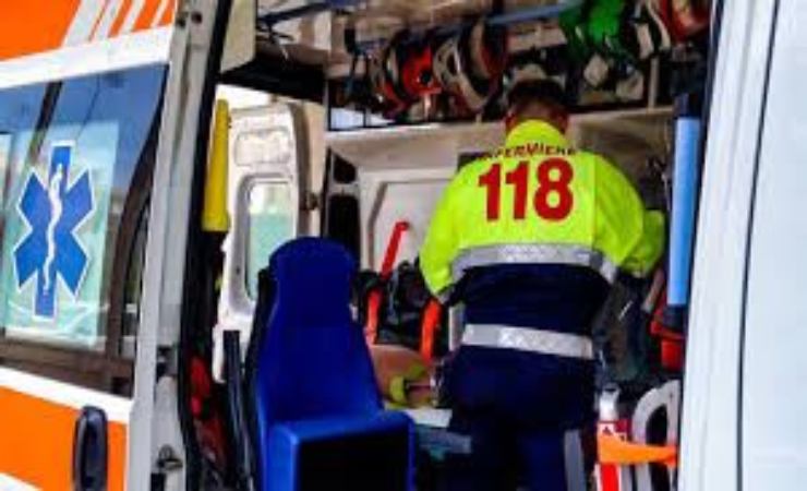 "Sta morendo, aiutatemi": due angeli custodi intervengono e salvano neonato