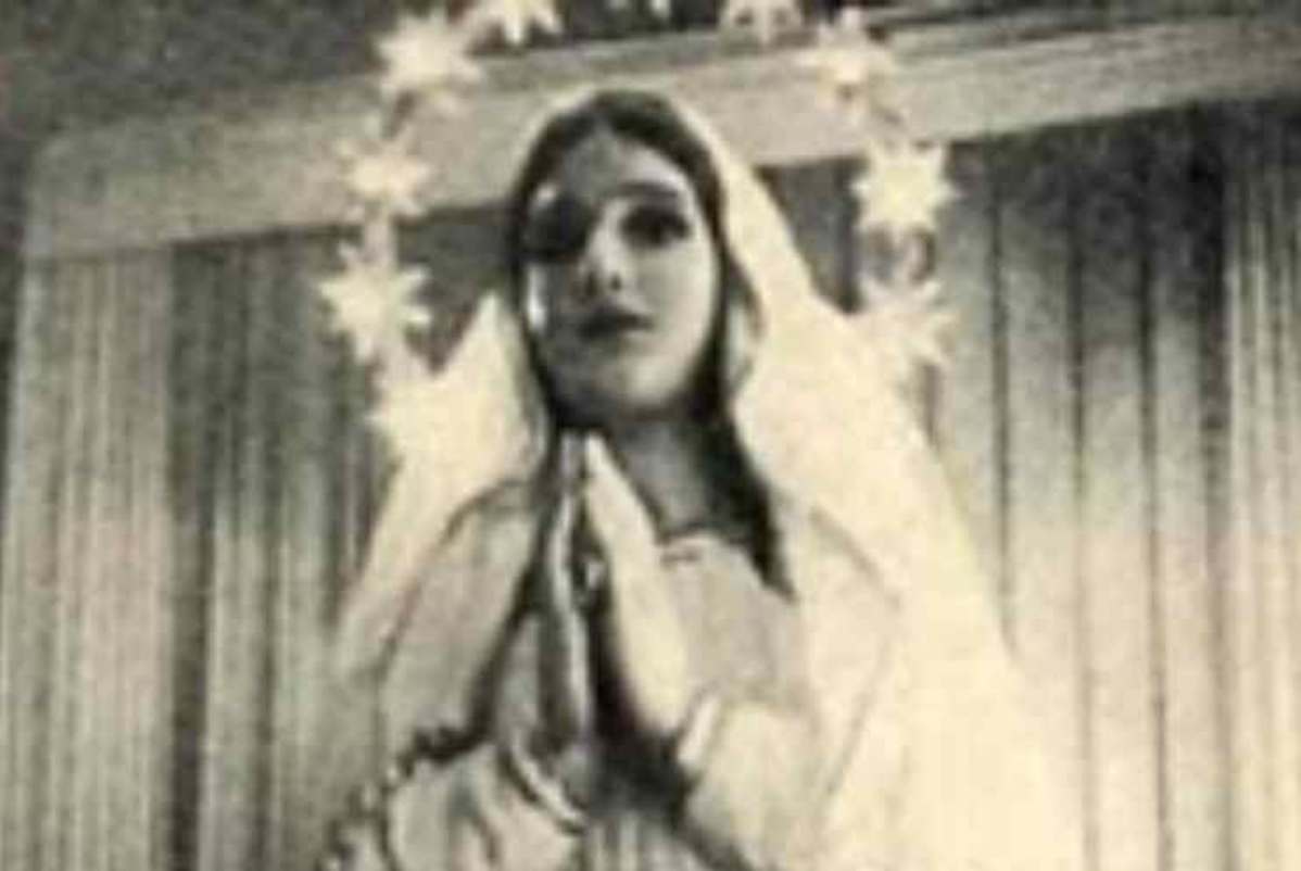 100 anni dopo Lourdes, la Vergine consegna un messaggio