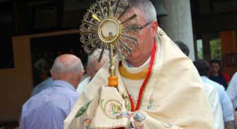 Gesù “scende” per stare con noi: una particolarità accade durante l’Adorazione Eucaristica