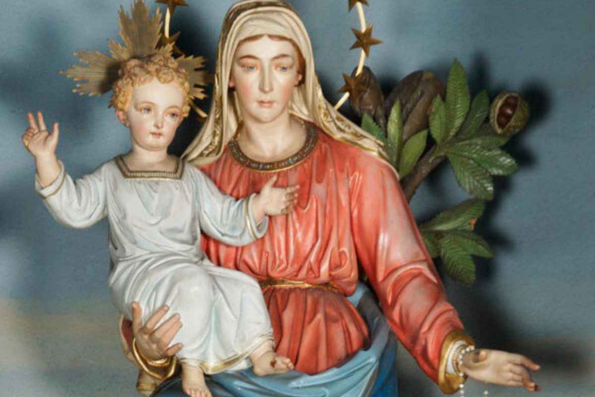 I frutti dell’albero, segni del miracolo di Maria
