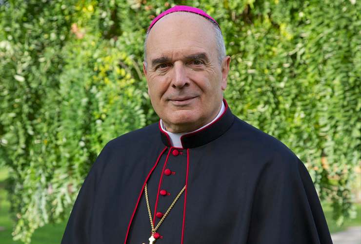 Monsignor Massimo Camisasca Belrusconi messa