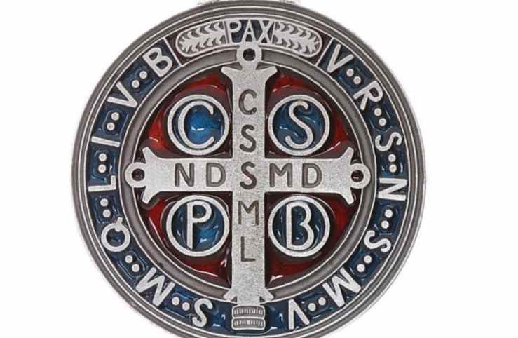 La medaglia di San Benedetto: un significato mistico insito al suo interno