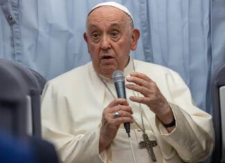 Francesco condanna aborto eutanasia