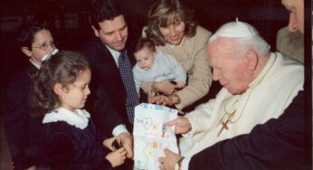 Medico racconta emozionante incontro con Giovanni Paolo II