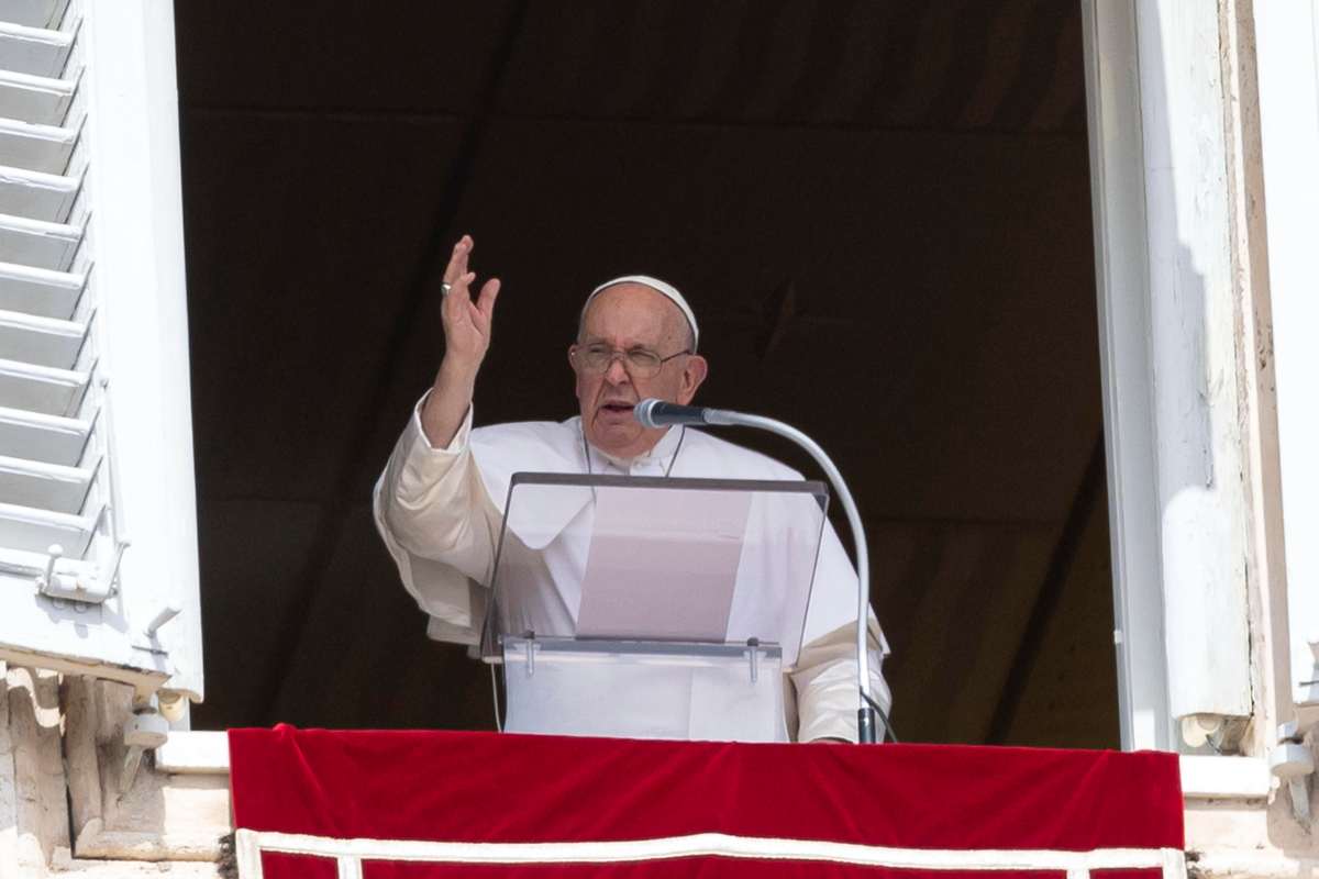 Papa Francesco: uomo e mondo sono di Dio