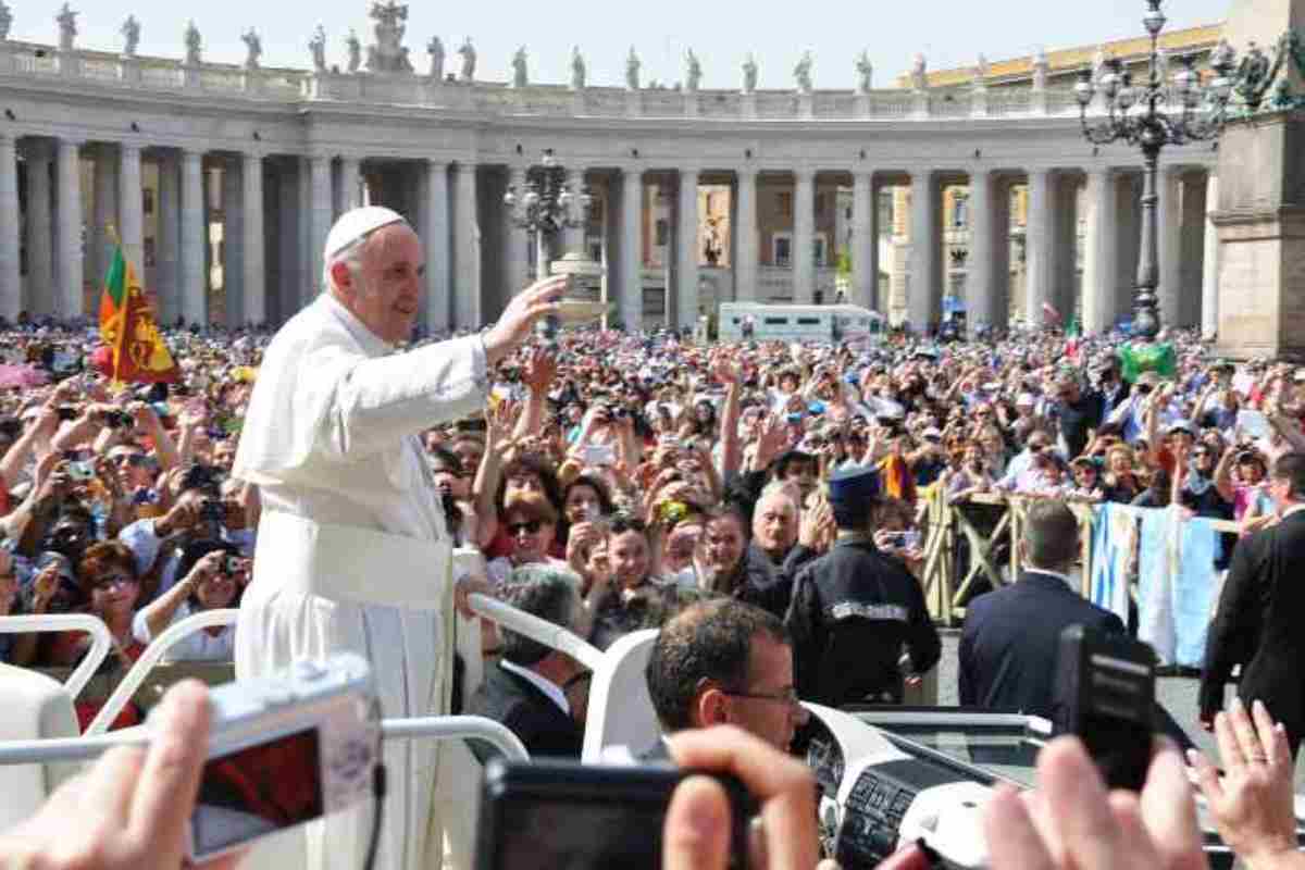 Udienza 8 novembre papa Francesco