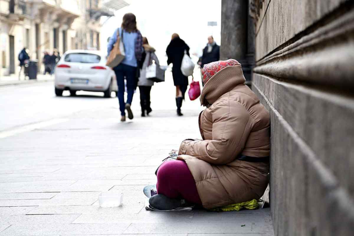 Richiesta inaspettata da donna senza fissa dimora