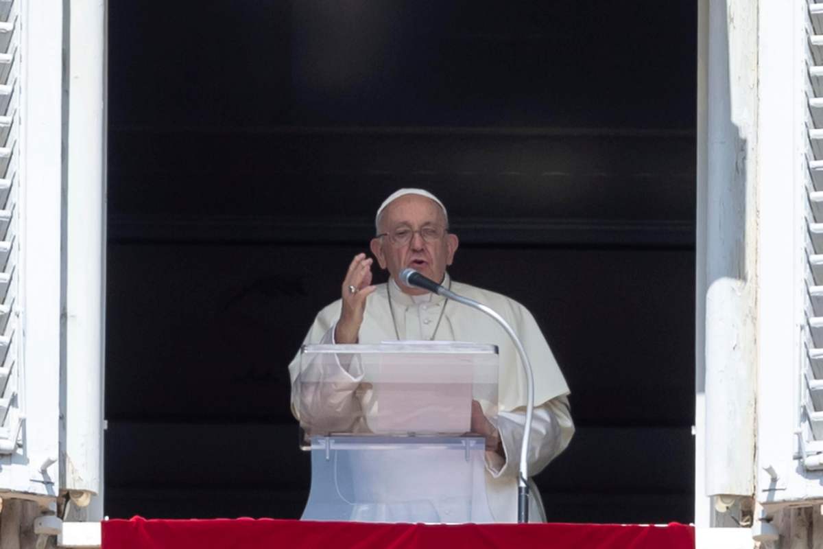 Papa Francesco commenta l'Angelus di oggi su Giovanni Battista