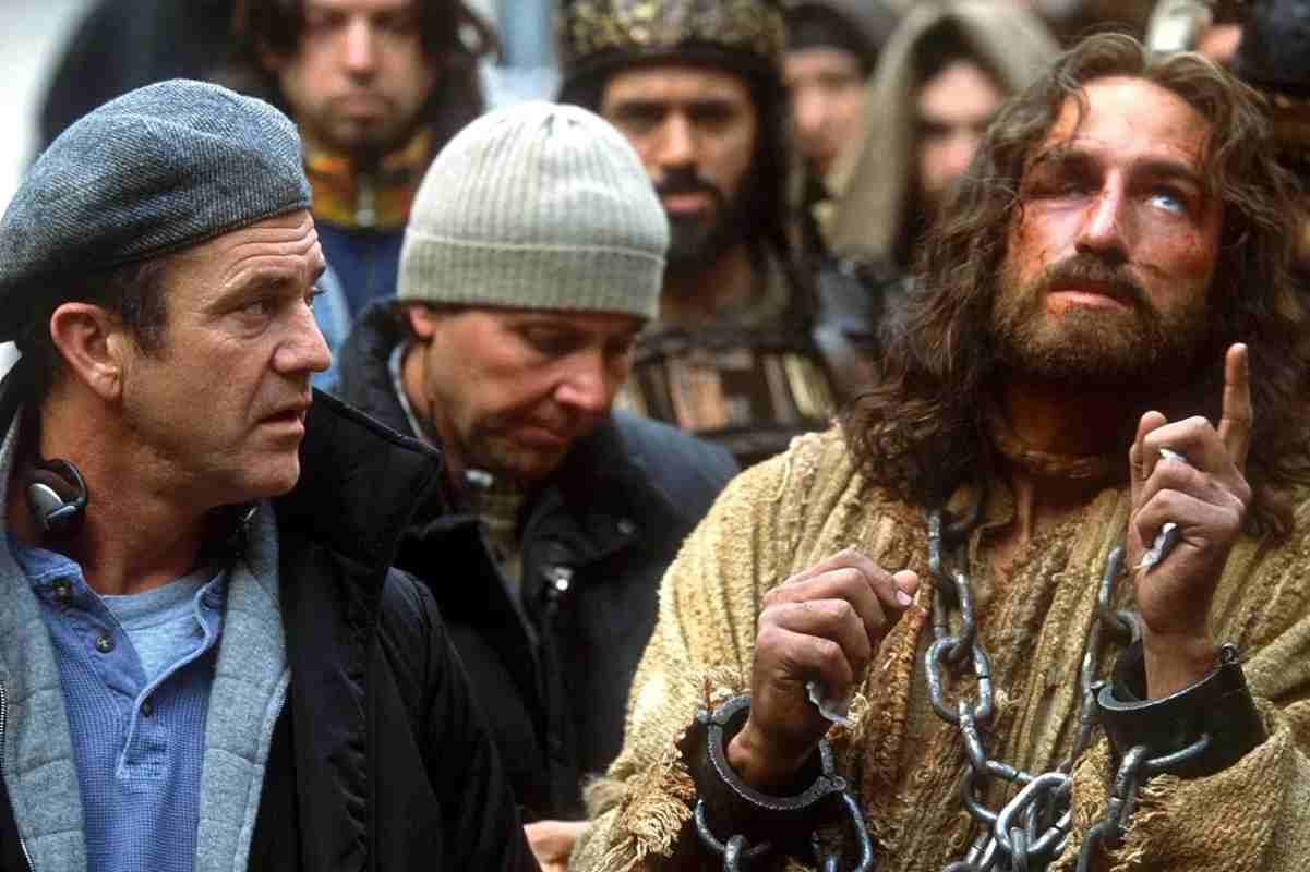 Jim Caviezel e Mel Gibson ne "La passione di Cristo"