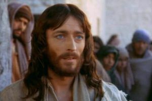 Vangelo di oggi: Gesù parla alla gente