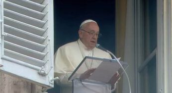 Angelus, Papa Francesco: ecco il vero significato dell’Eucarestia