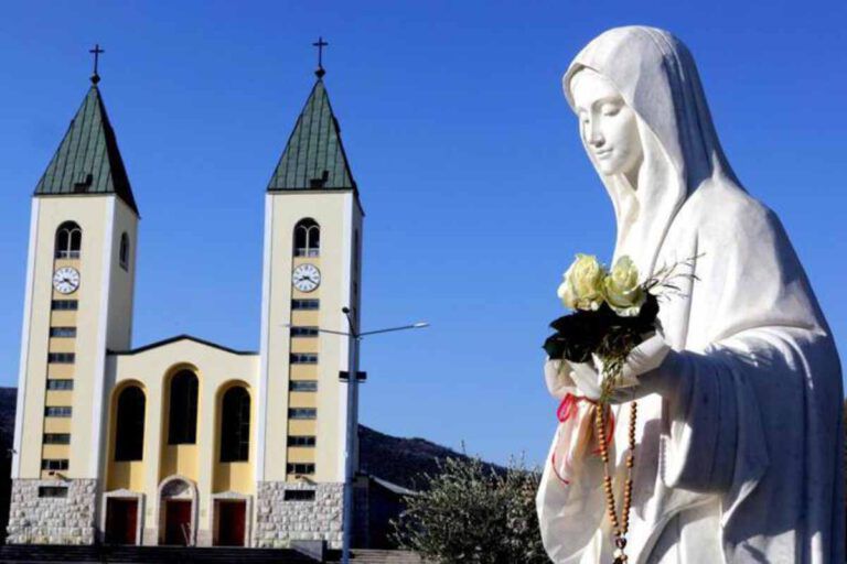 Le Preghiere de lalucedimaria.it: del mattino, della sera, per la famiglia