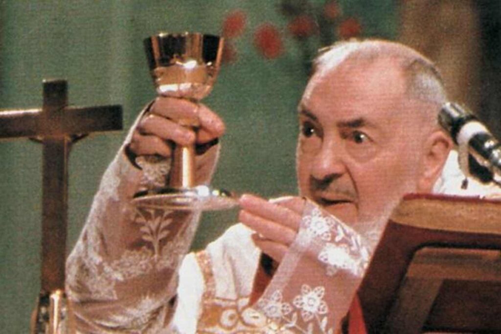 Padre Pio: ecco come il Santo di Pietrelcina celebrava la Messa
