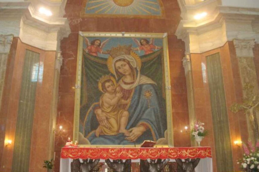 Supplica alla Madonna del Rosario di Pompei