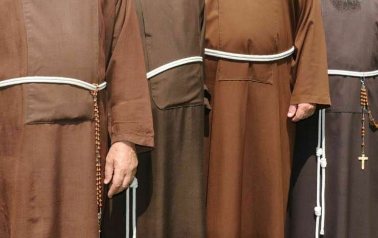 abito frate cappuccino