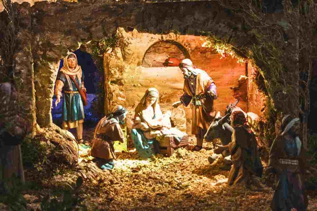 Significato Dei Personaggi Del Presepe I personaggi del Presepe: come si chiamano e qual è il loro significato
