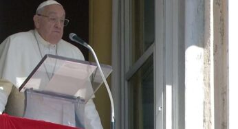 Angelus 19 gennaio 2025, Papa Francesco: «Alle mancanze dell’uomo, Dio risponde con la sovrabbondanza»