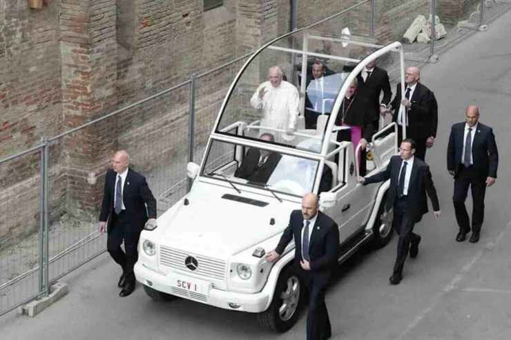 papa mobile
