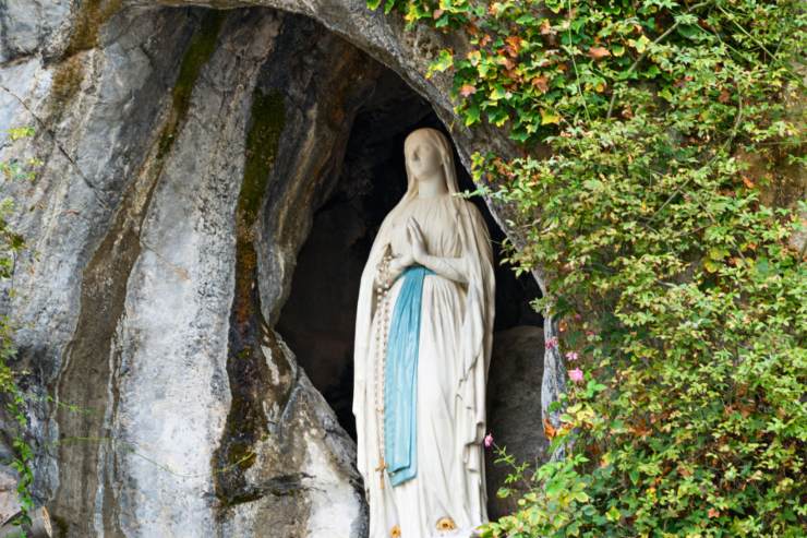 madonna di lourdes