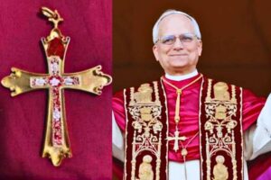 la croce pettorale di papa leone