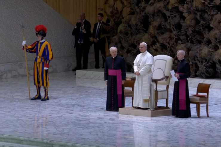 papa leone in aula paolo VI