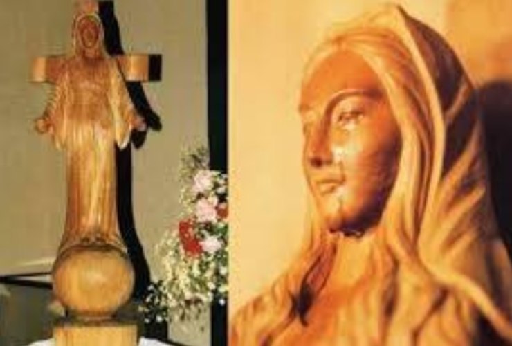 Statua della Madonna di Akita
