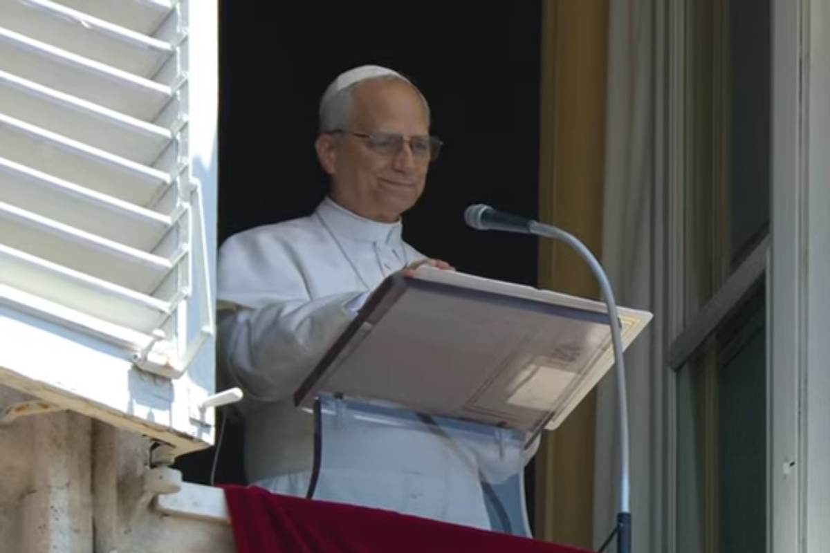Angelus, Papa Leone XIV ammonisce: “No alla fede come etichetta esteriore” Angelus, Papa Leone XIV ammonisce: “No alla fede come etichetta esteriore”