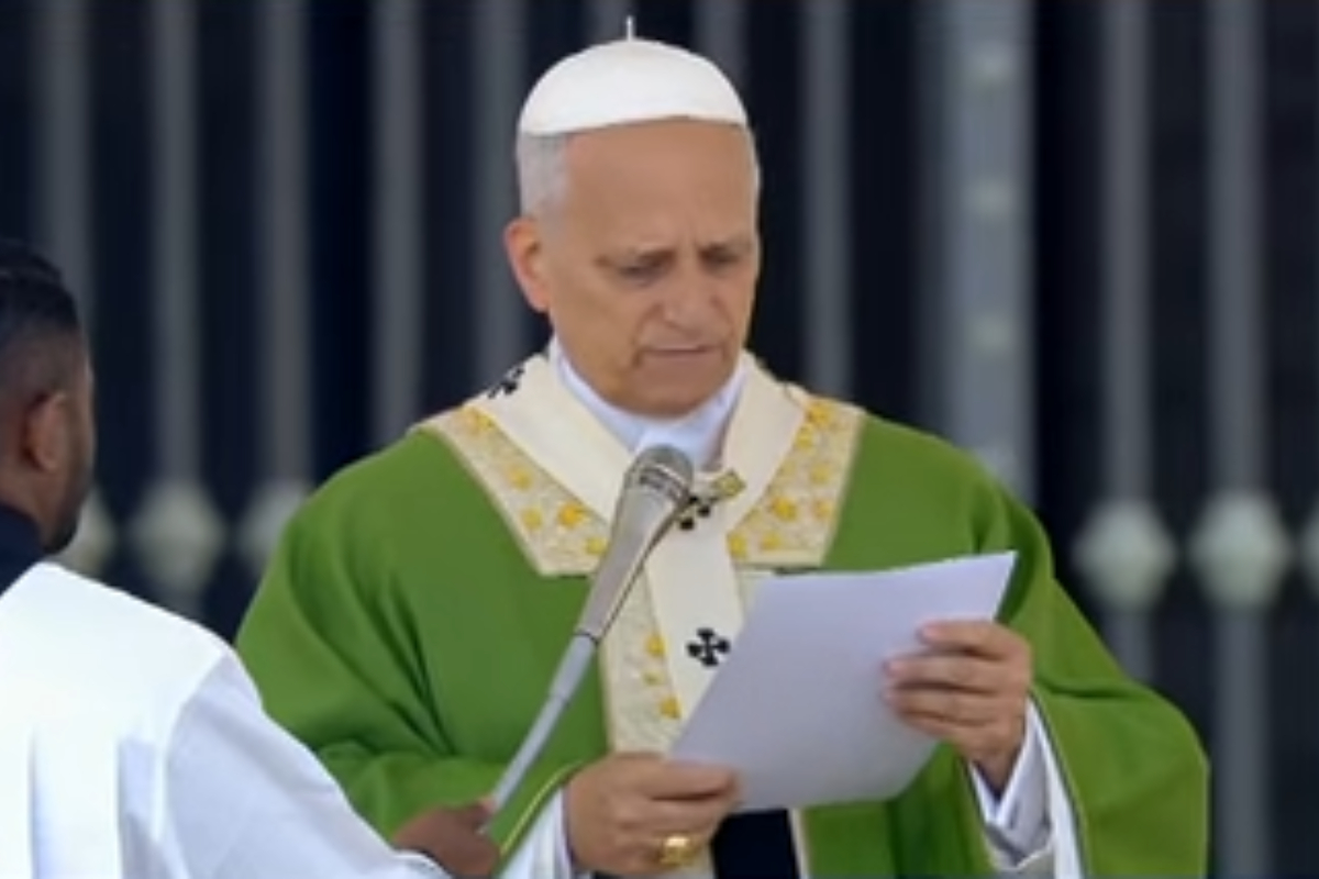 Angelus 12 ottobre 2025, Papa Leone XIV: intravede una “scintilla di speranza”