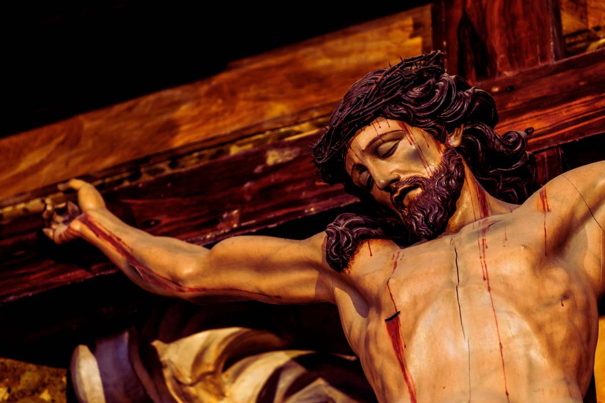 Commento al Vangelo di oggi 23 novembre 2025: Lc 23,35 43