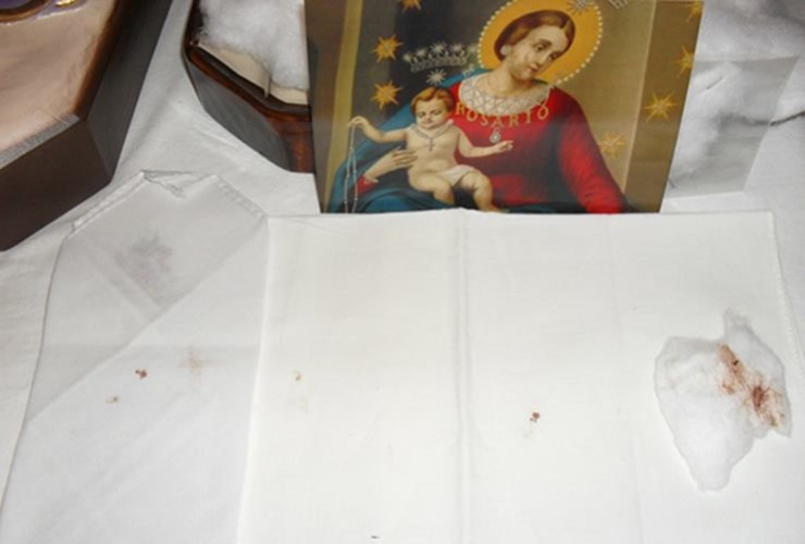 Fazzoletti ssangue Madonna Maropati