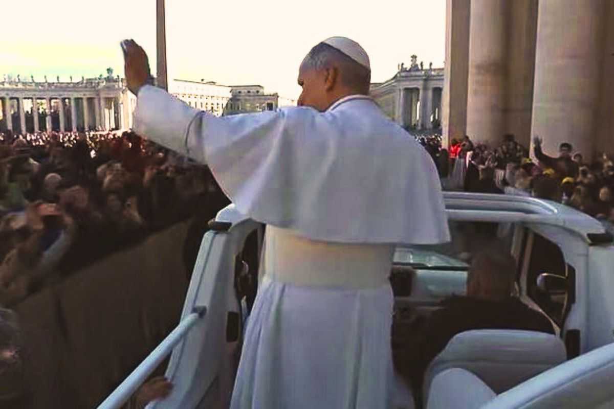 papa leone piazza san pietro