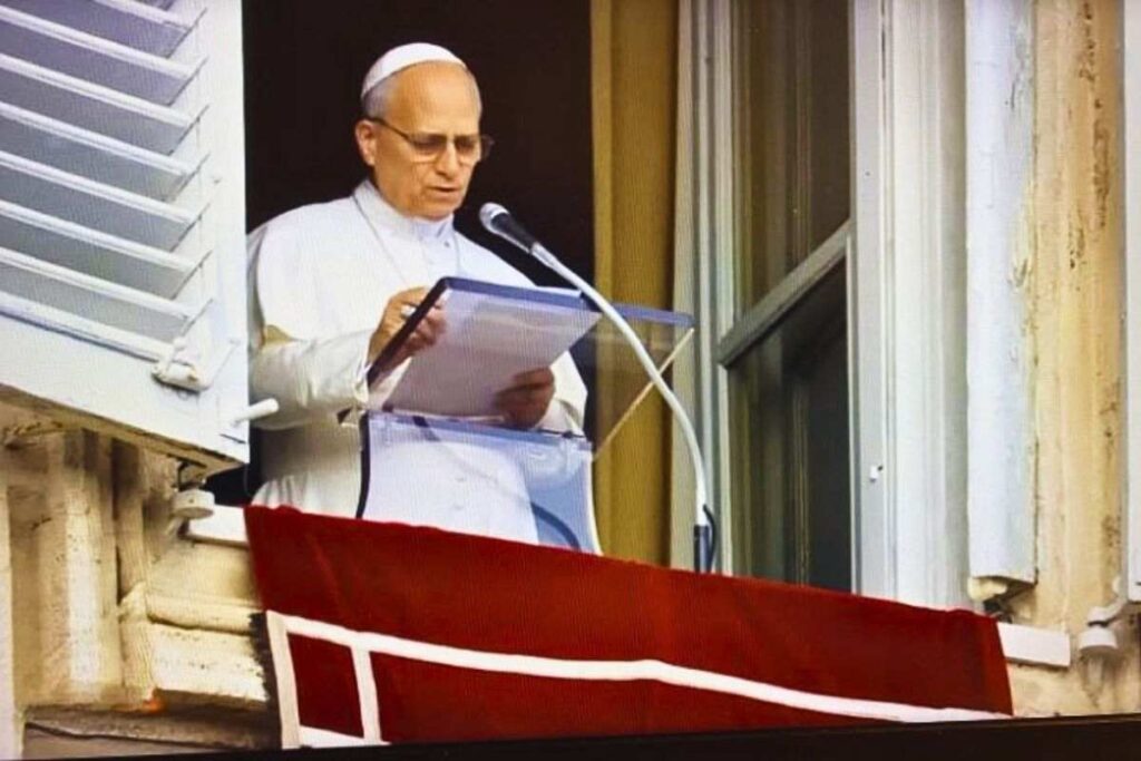 papa leone xiv angelus